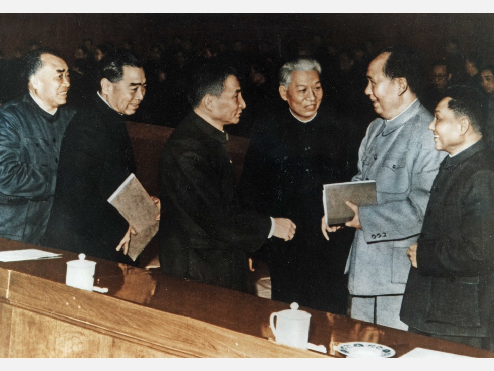 毛泽东几经删改犹豫终未公开发表的九篇文章